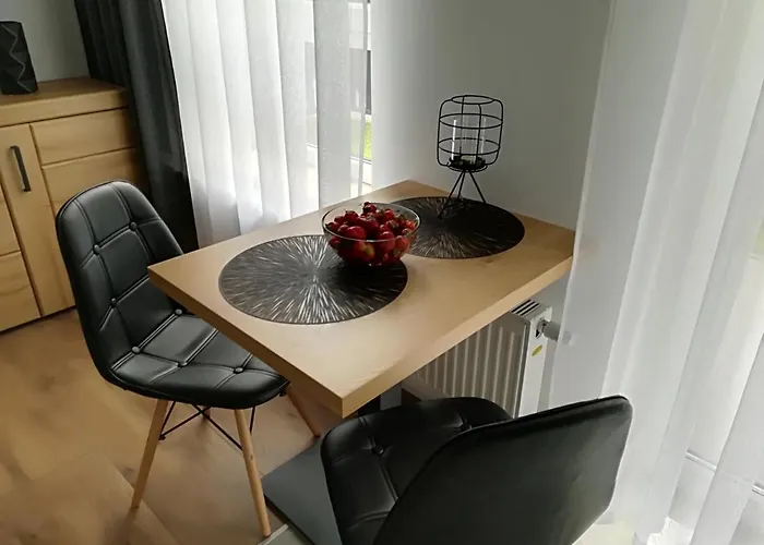 Centrum Dorzecze Legnickiej Apartment